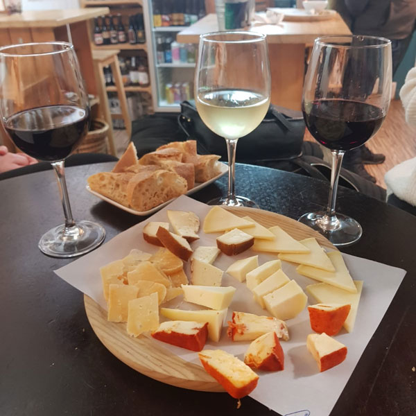 Degustación de quesos gallegos en Santiago de Compostela | Walking Eating Galicia