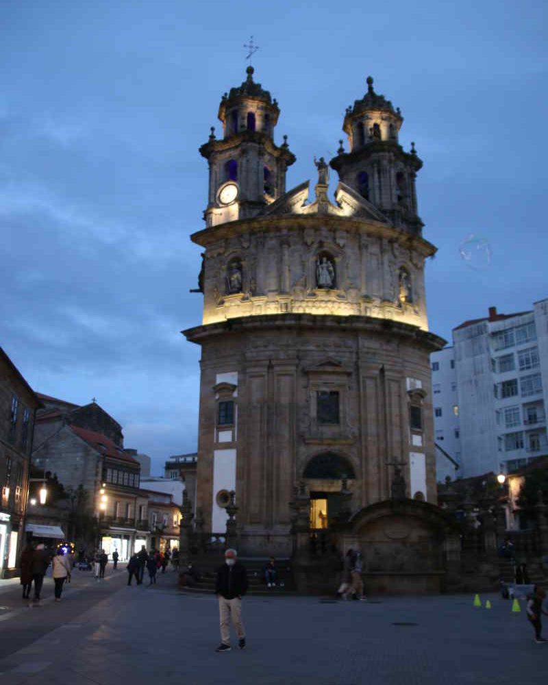Pontevedra free tour nocturno | Walking Eating Galicia